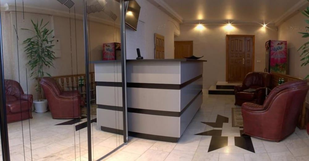 Comfort-Place Hotel 2