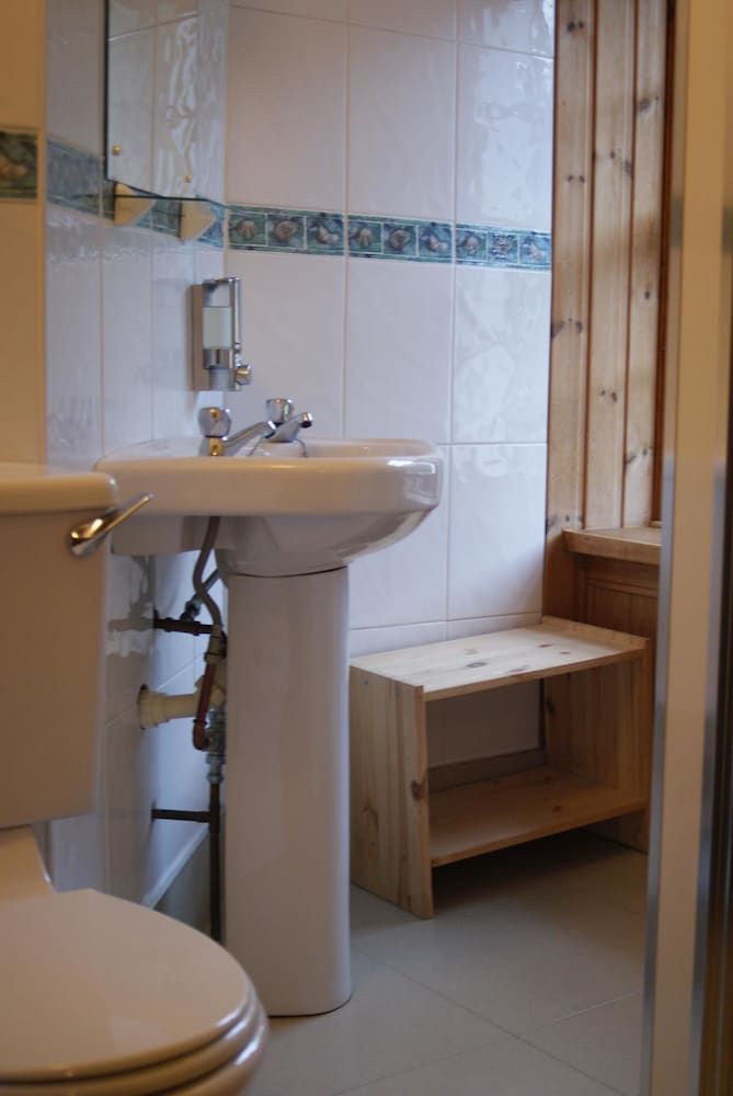 The Whistlefield Inn 3