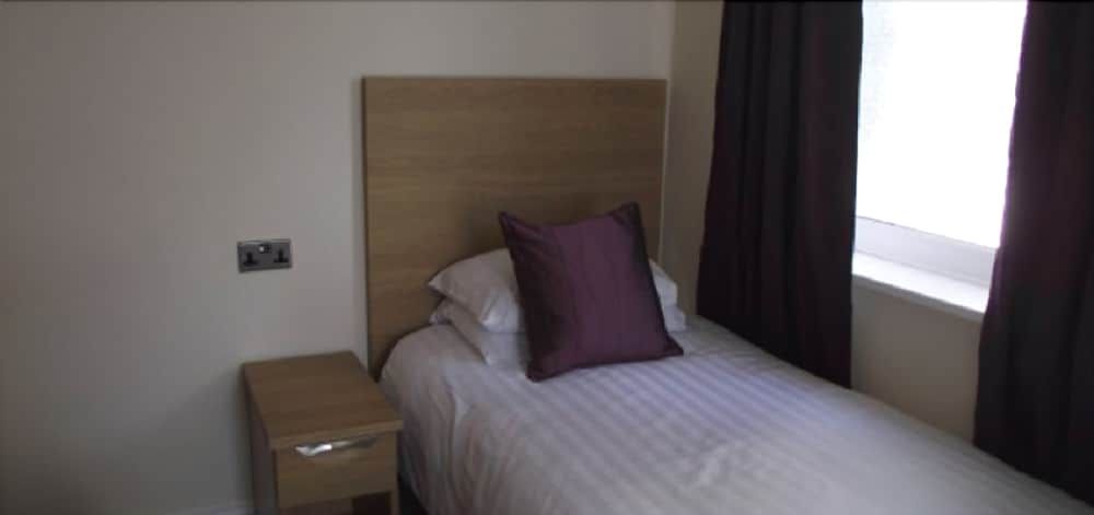 The New Boston Hotel 3