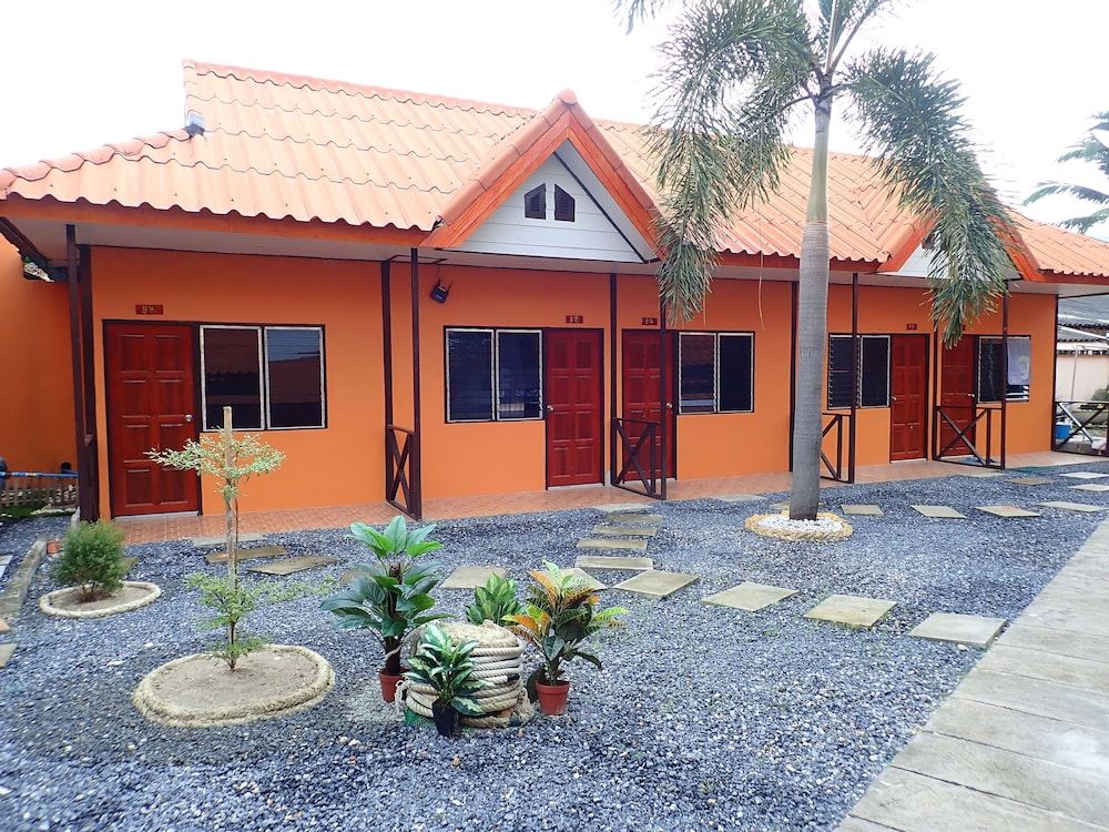 Baan Kasirin Resort 1