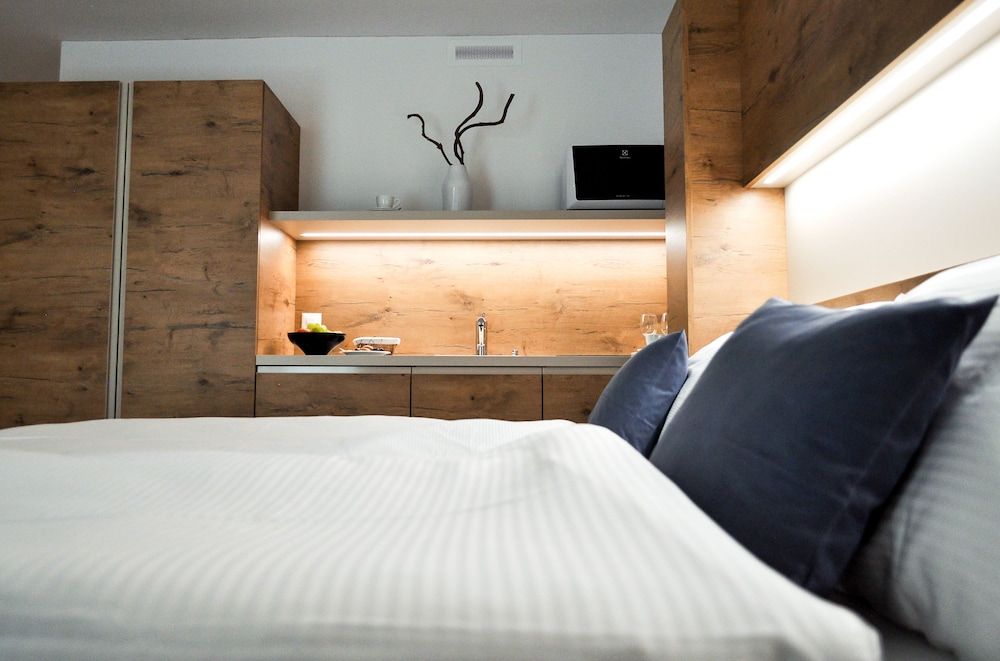 Jet Hotel Zurich Airport 2