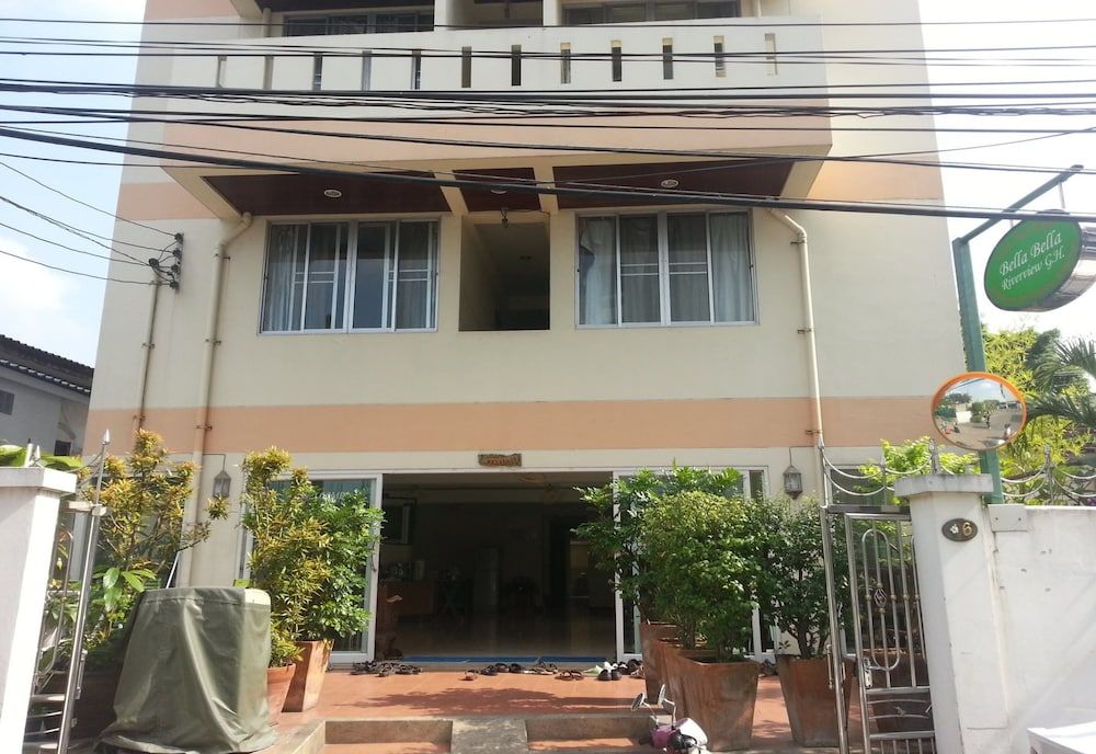 Bella Bella River View 1