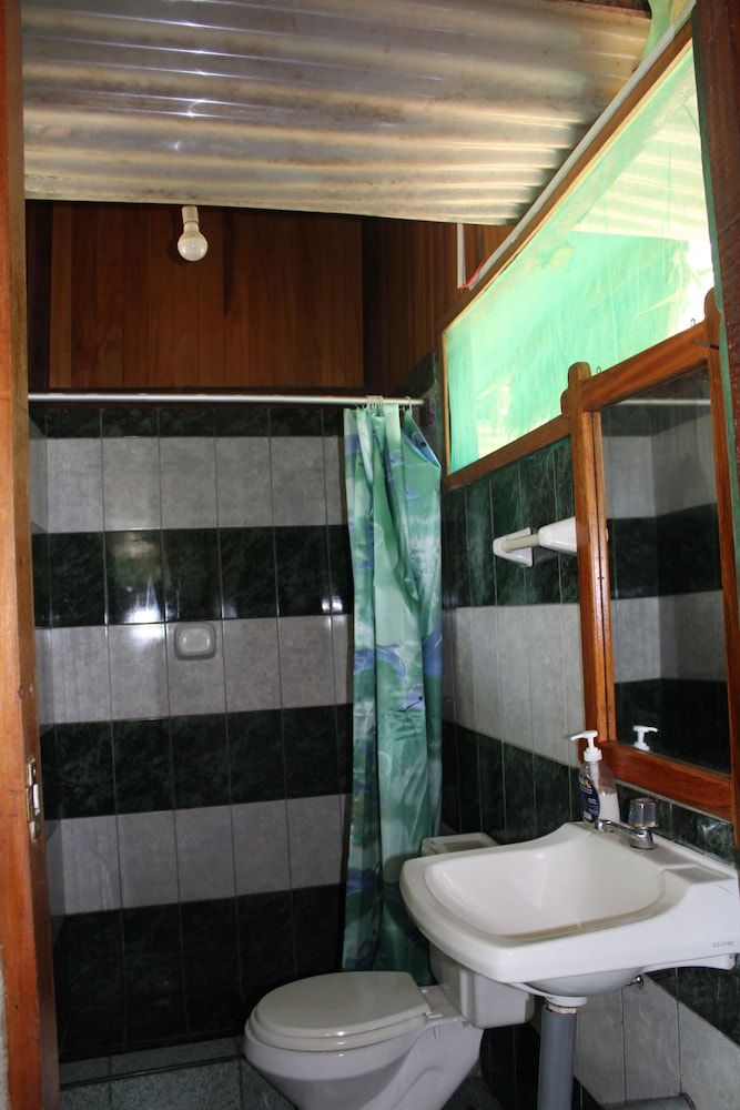 Paradise Amazon Lodge & Adventure 2