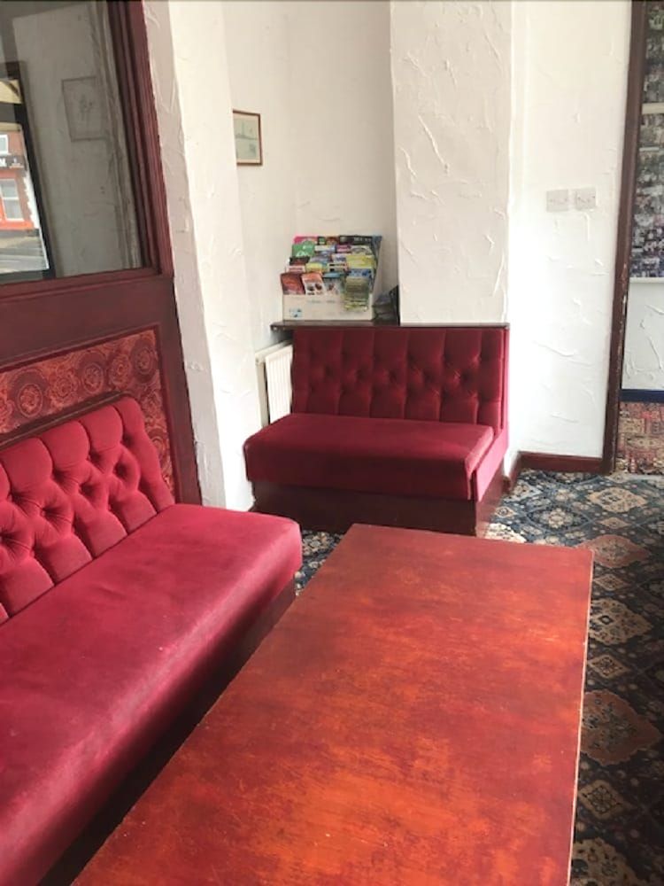 The Holme-Lea Hotel 2