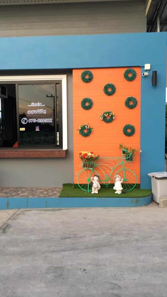 Blue Orchid Resort Trang 2