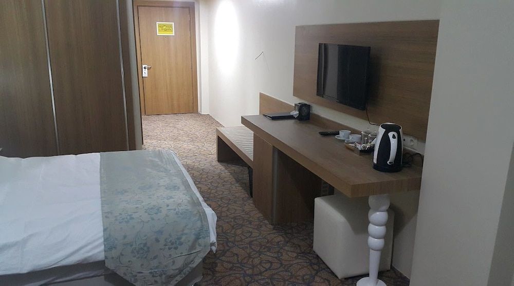 Tekirhan Otel & Lokanta 3