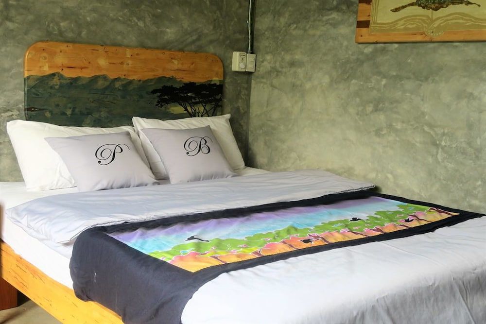 The Picturebook Guesthouse 3