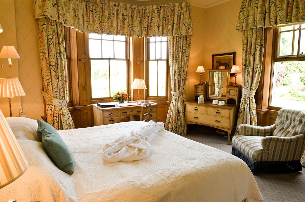 The Jockey Club Rooms 3