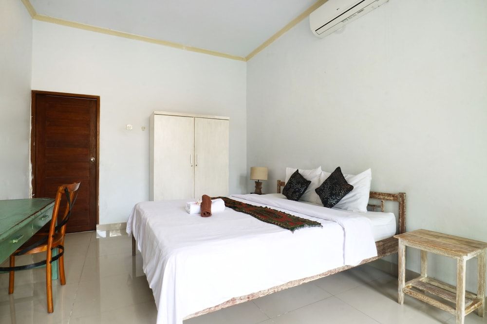 The Wina Echo Beach Guesthouse by ZUZU 2