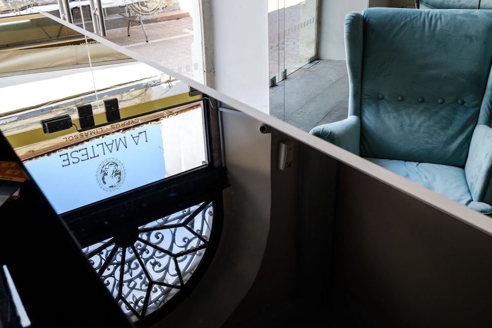 La Maltese Mansion 3