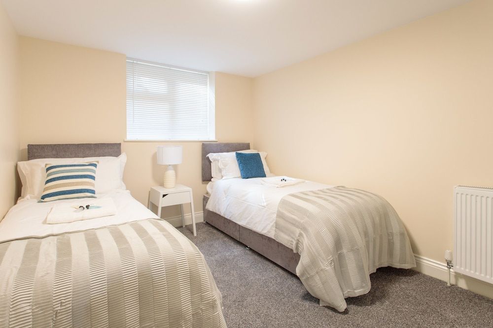 Dartford Luxurious Apartment 2