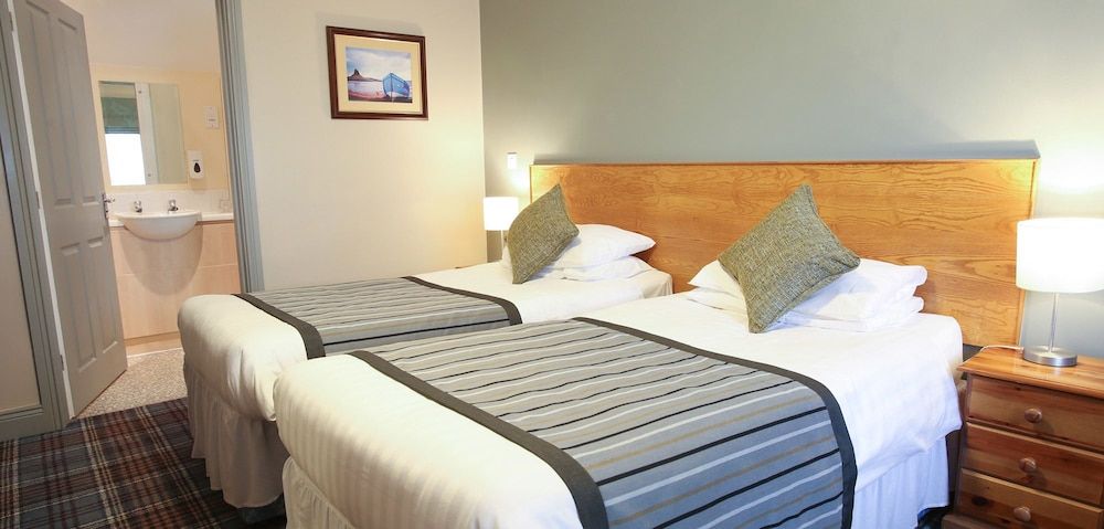The Lindisfarne Inn 3