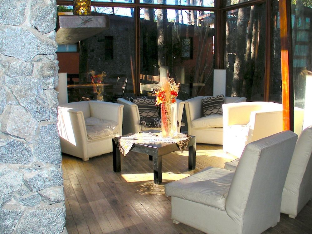 Altos Medanos - Cabañas y Club de Bosque 2