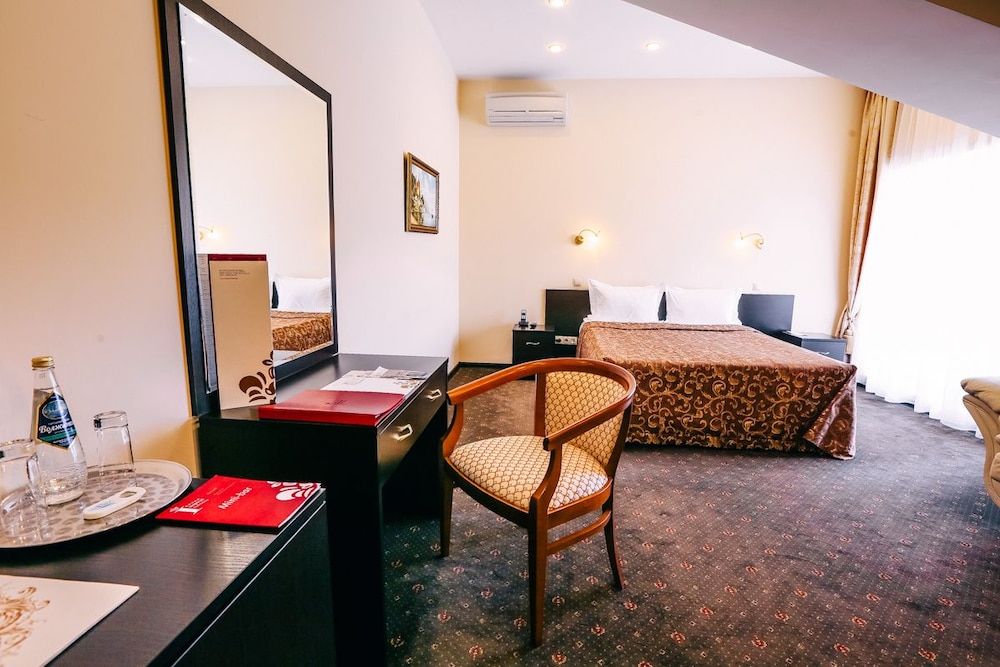 Imperial Club Delux 3