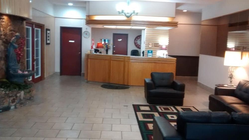 Canada Continental Hotel 2