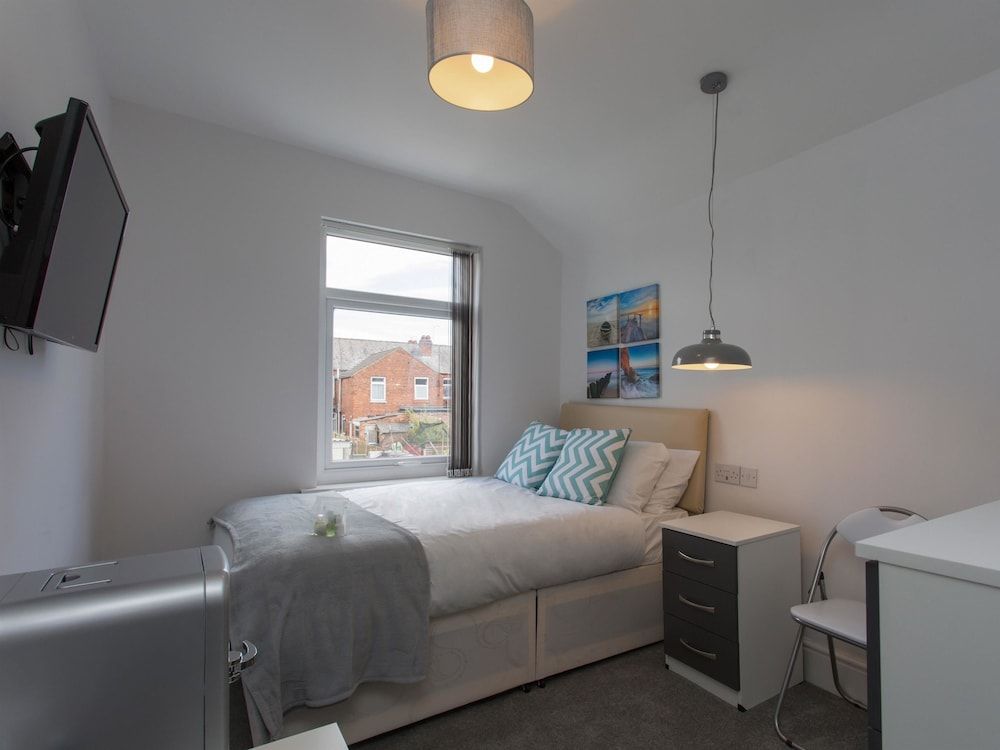 Crewe Rooms Westminster Street