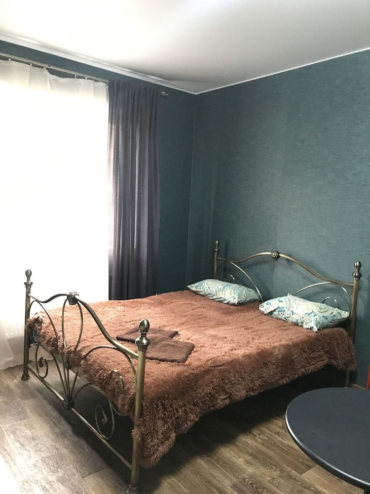 Perlovka Guest House