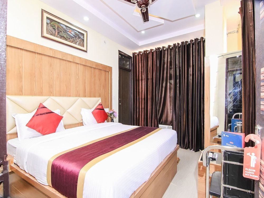 OYO 15597 Hotel Khalsa Inn