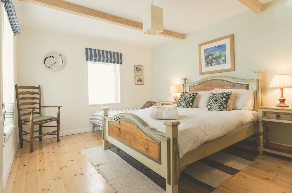 Vinegar Hill Pottery B & B 3