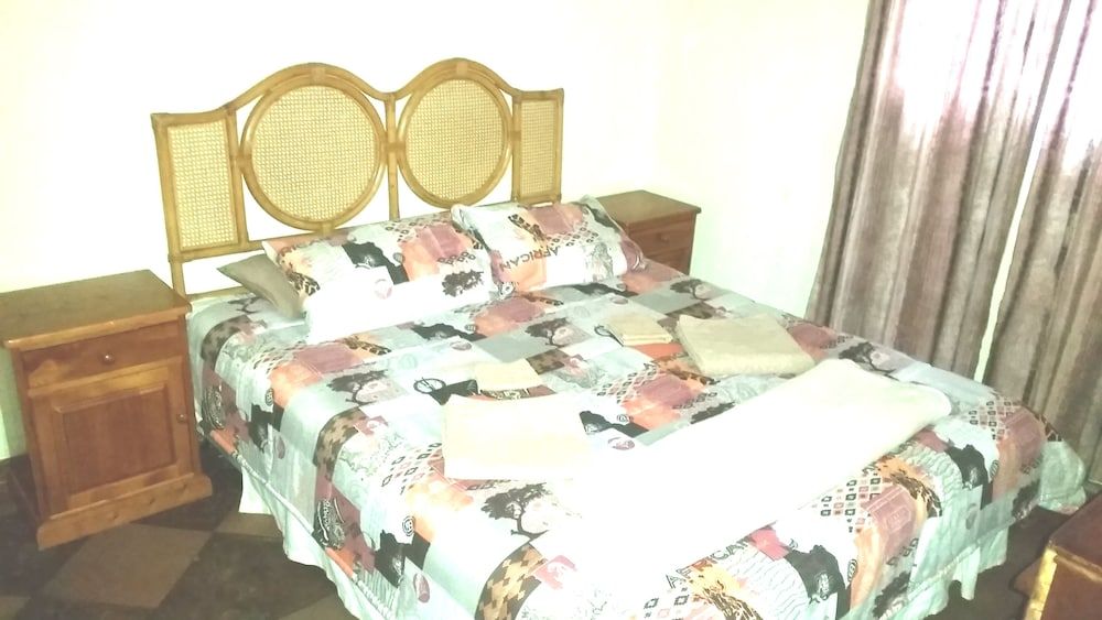 Berlin Falls Country Estate