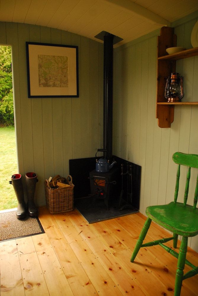 Sindles Farm Shepherd's Huts 3