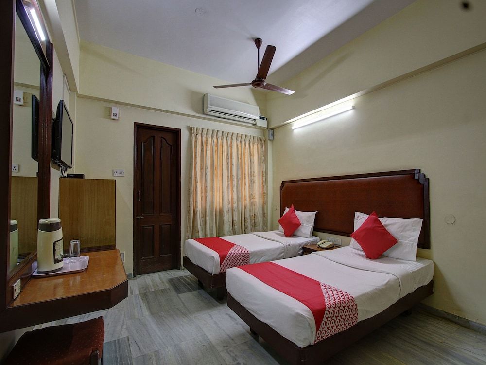 OYO 15767 MR International 3