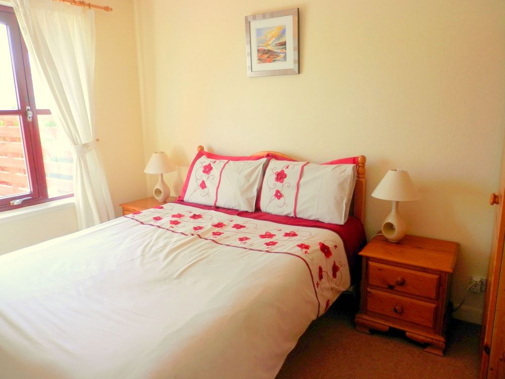 Cairngorm Highland Bungalows 3