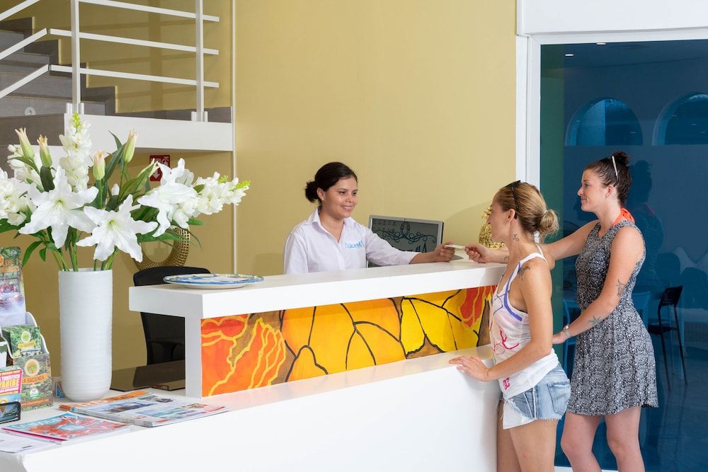 Alkquimia Hotel Lounge and Bar 3 estrellas en Bayahibe