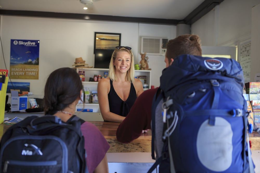 Scottys Mission beach YHA 3