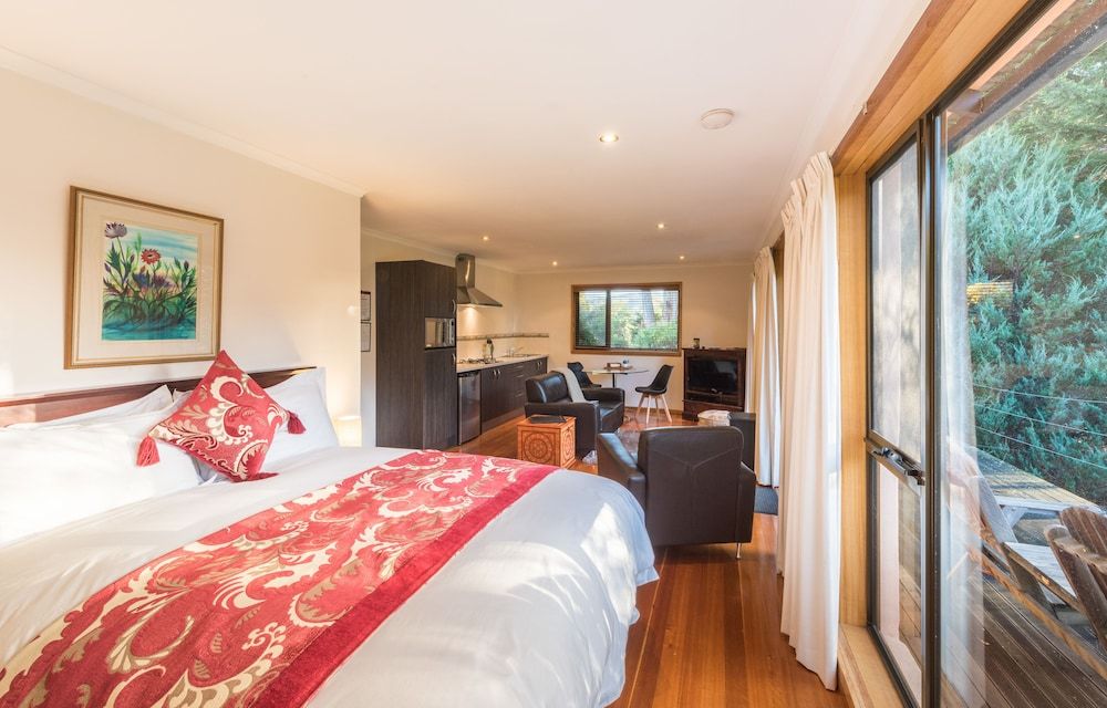 Parnella Kettering 3