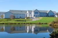 COMIS Hotel & Golf Resort