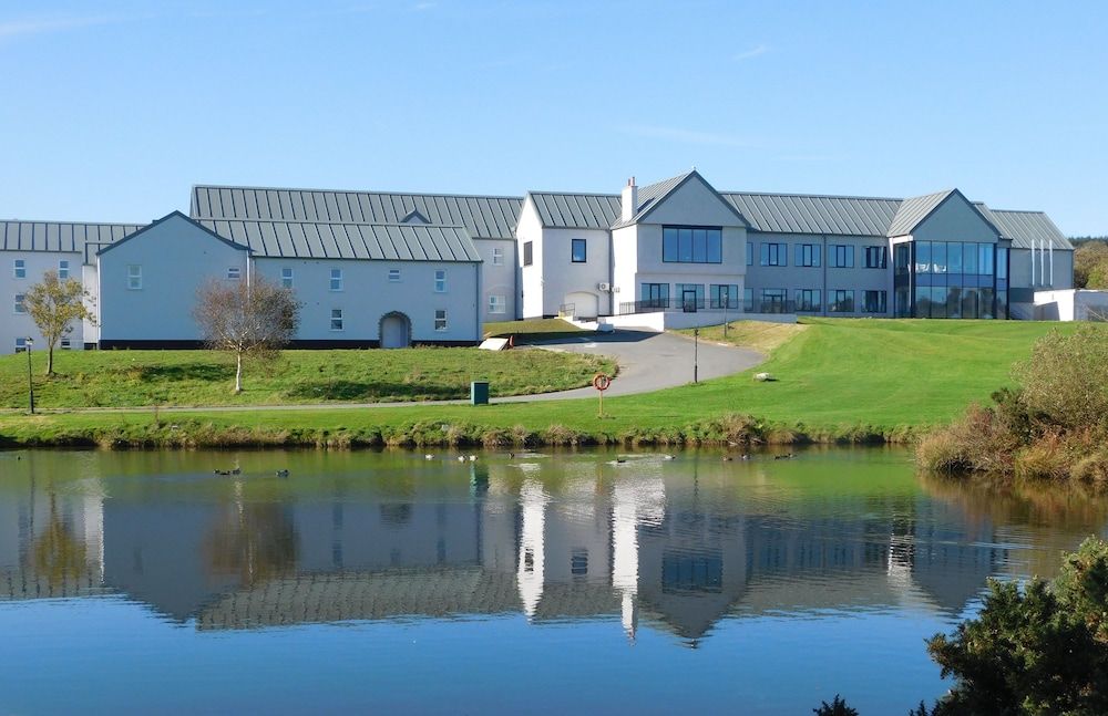 COMIS Hotel & Golf Resort 4 estrelas em Douglas