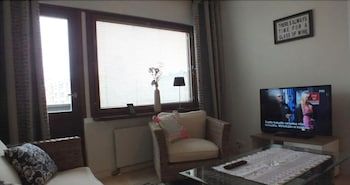 Santa's Holiday Homes 3