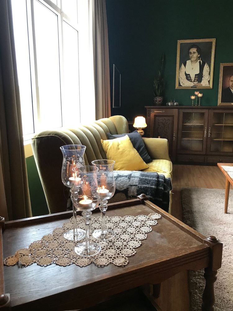 Hotel Bjarkalundur 2