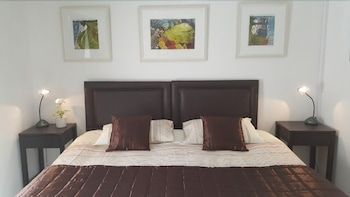 Maiden Newton Bed and Breakfast 2