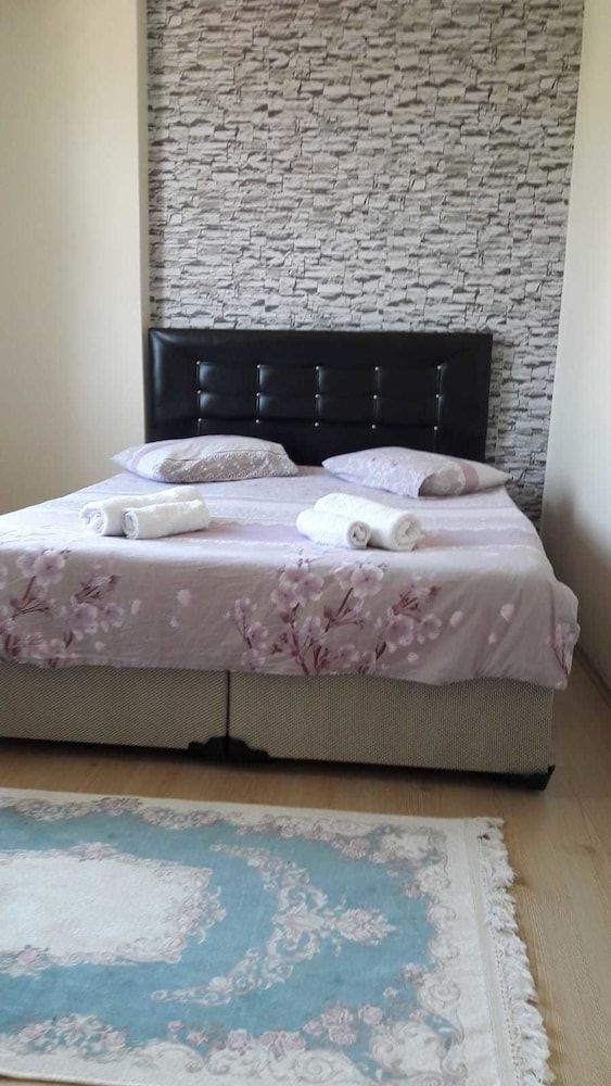 Elit Kurdal Apartment