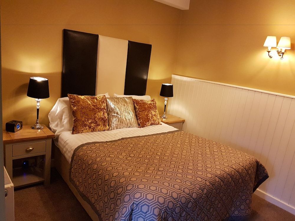 Curly Tail Accommodation 3