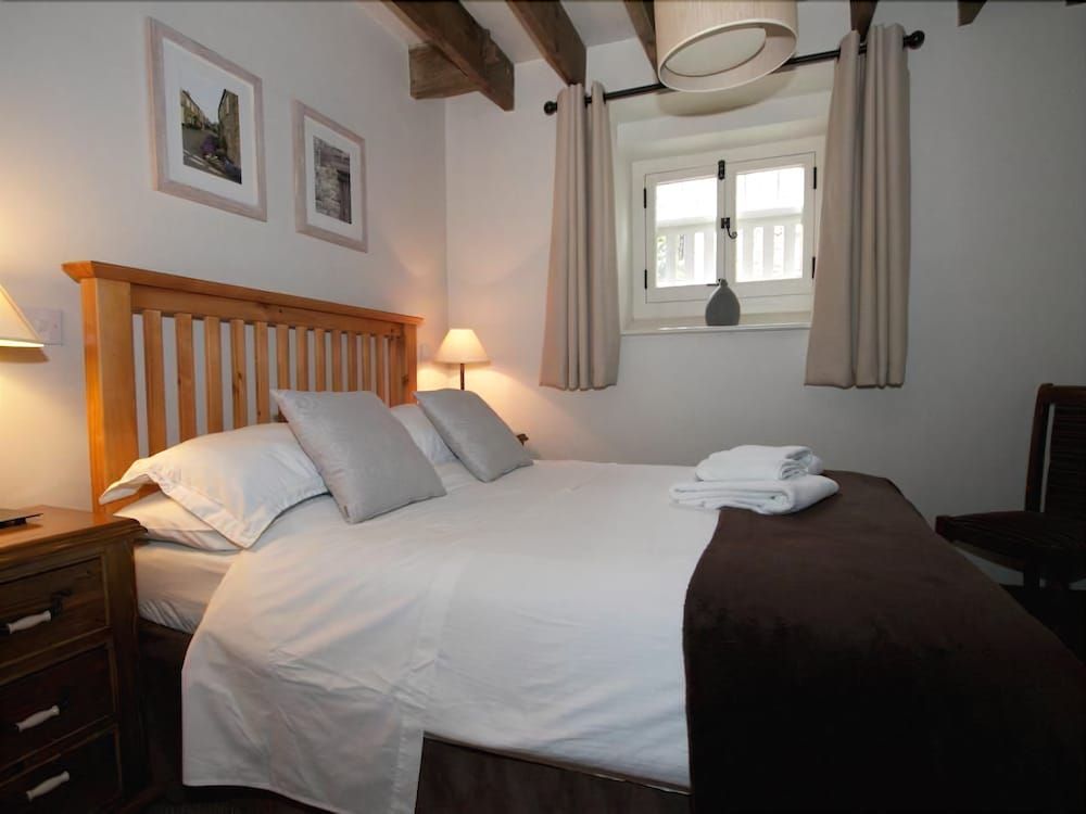 Fox at Farthinghoe 3