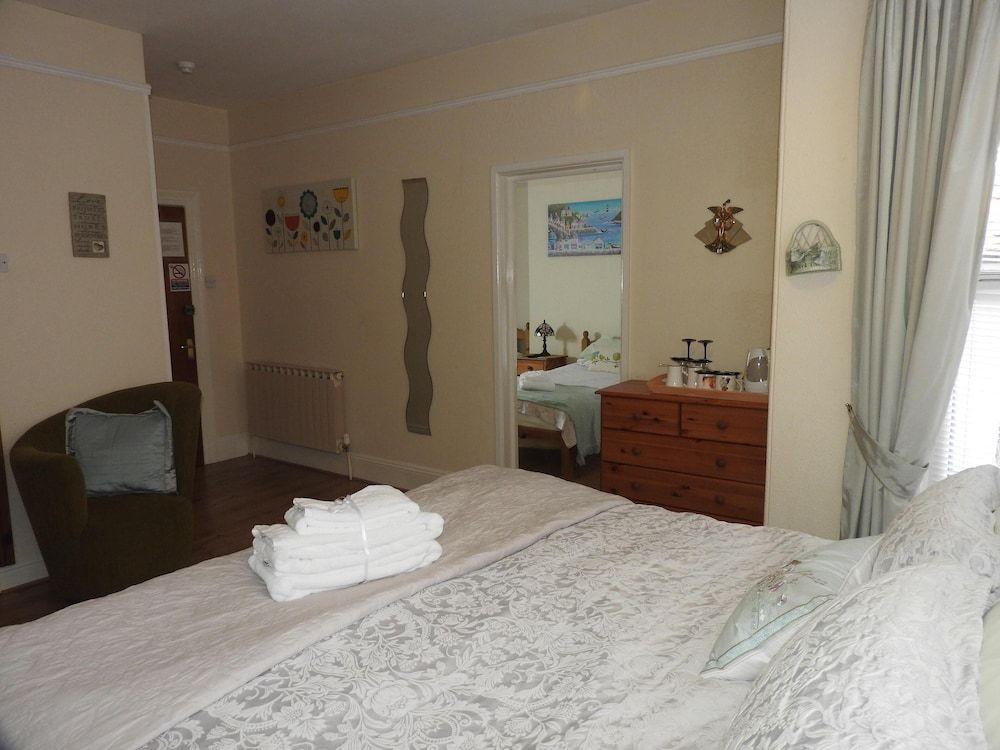 Beaches Guest House 4 étoiles à Paignton