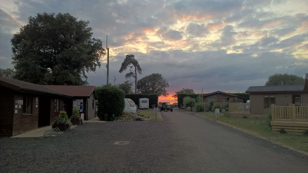 King's Lynn Caravan & Camping Park 2