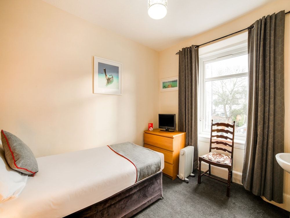 OYO Braeriach Hotel 3