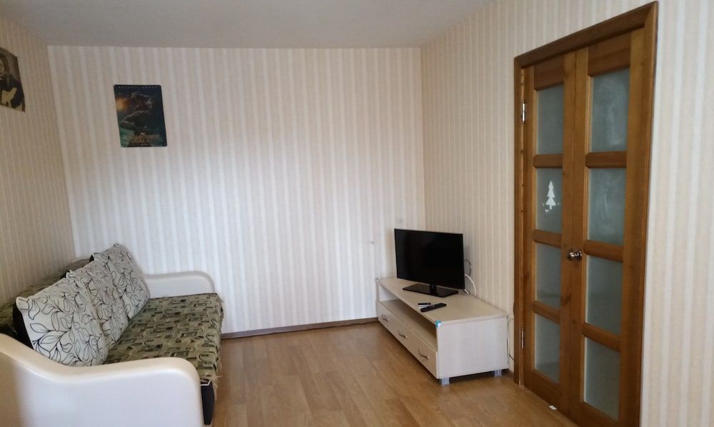 Domovoy Apartments 3