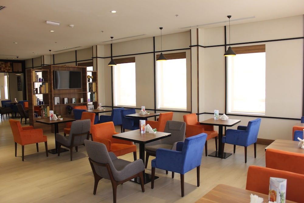MENA Hotel Tabuk 3