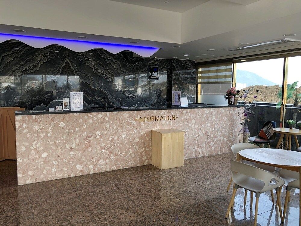 Masan Tourist Hotel 2