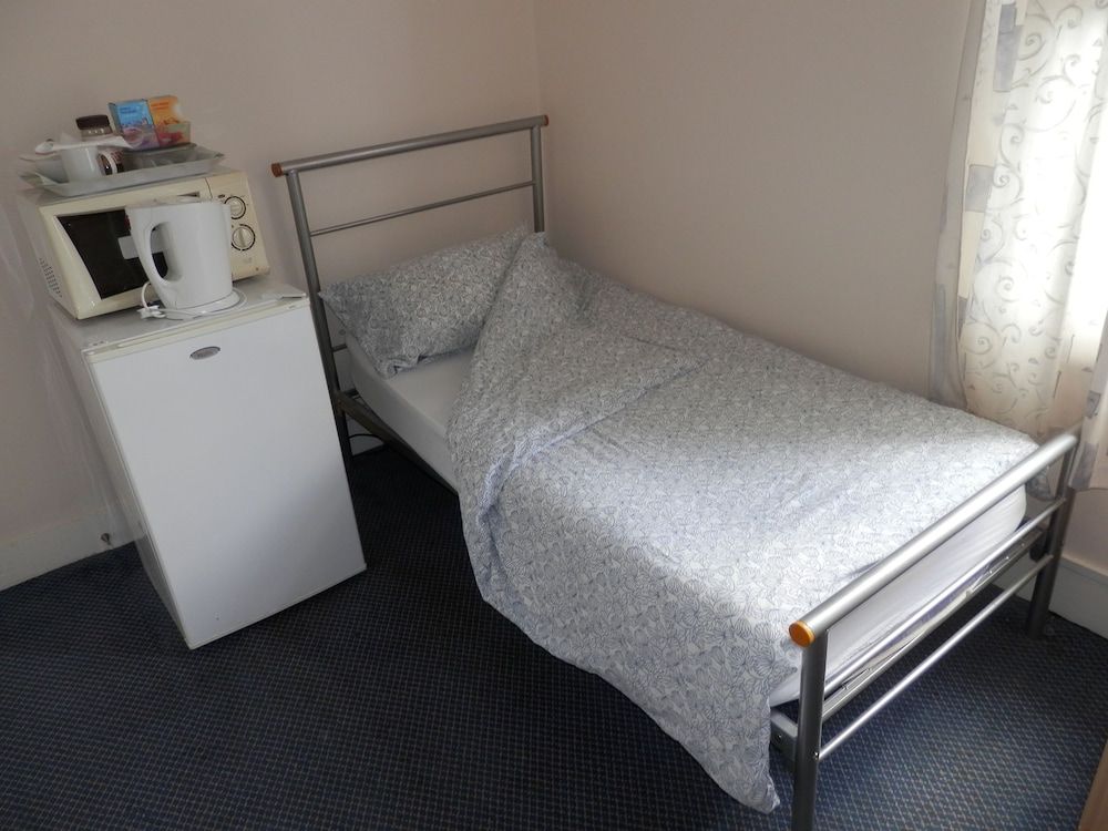 Shamrock Guest House 3