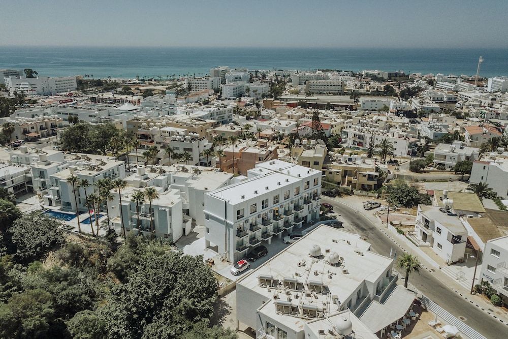 River View Boutiques Apts 1