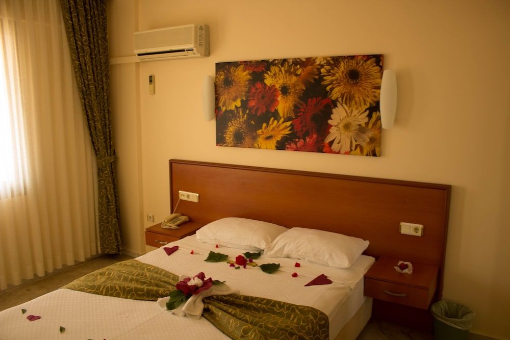 Lord Hotel 3