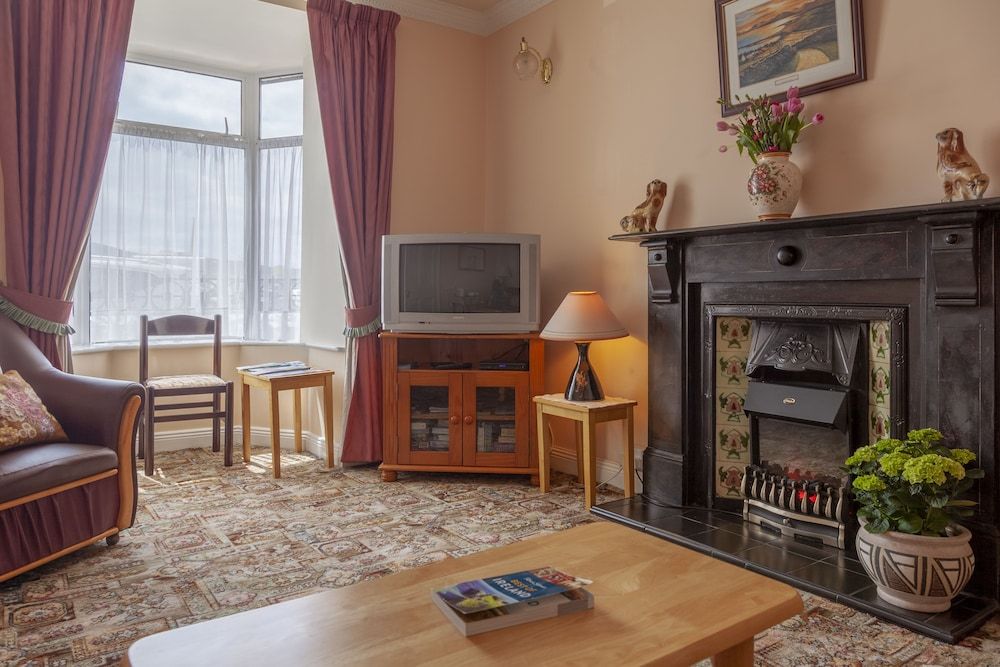 The Waterfront (Adults Only) 2