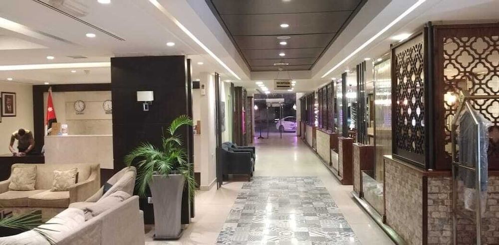 7Th Star Hotel Suites 2