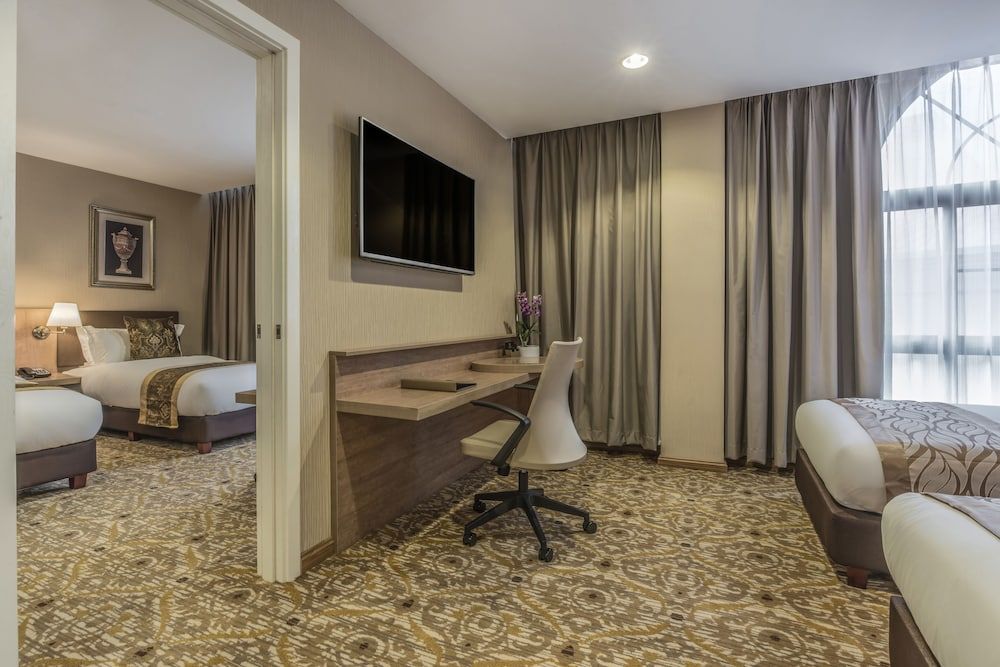 Marcian Garden Hotel